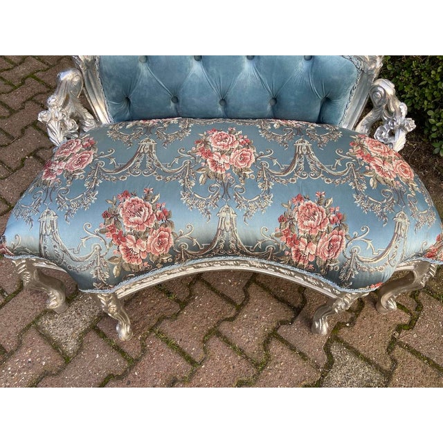 1970s French Louis XVI Blue Silver Beech Settee 1 Pc For Sale - Image 4 of 15