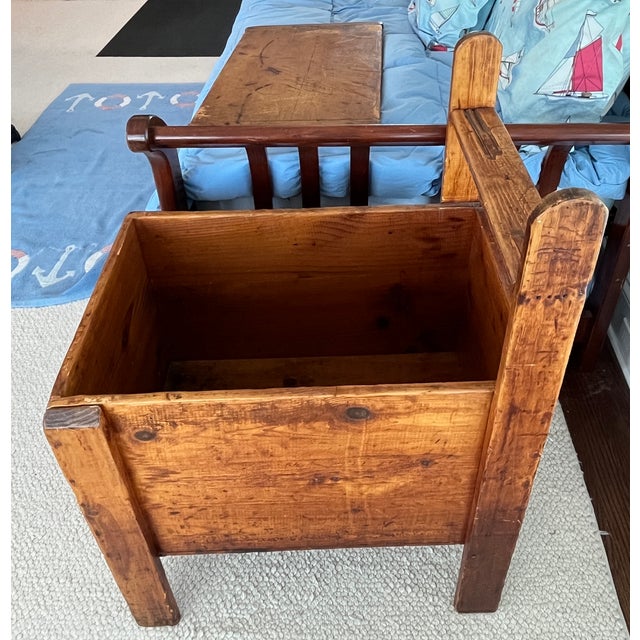 American Early American Primitive Antique Wooden Quilt/Blanket Box Chest For Sale - Image 3 of 10