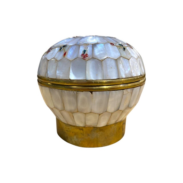 Mid 20th Century Vintage Mother-of-Pearl & Brass Floral Inlay Trinket Box For Sale - Image 5 of 14