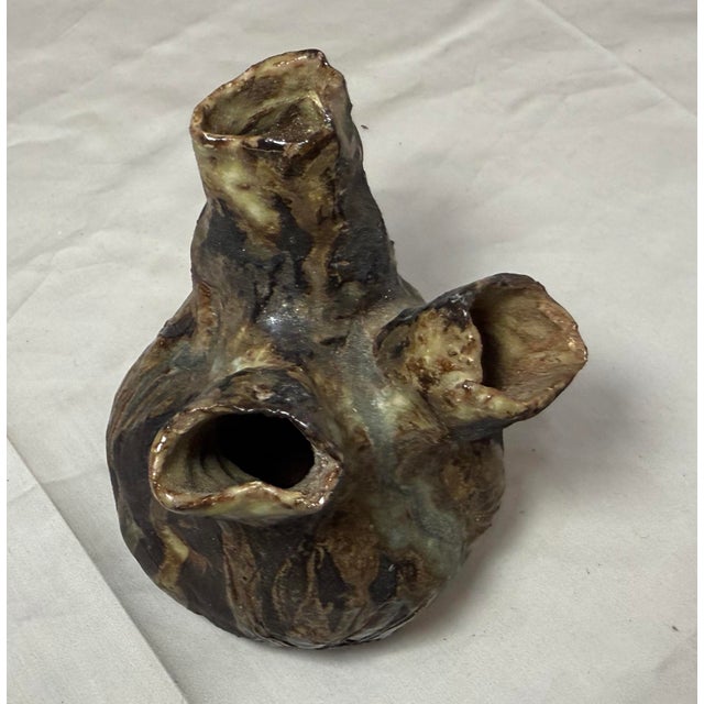 Vintage Handmade Brutalist American Pottery Anatomical Heart Shaped Vase For Sale - Image 9 of 13