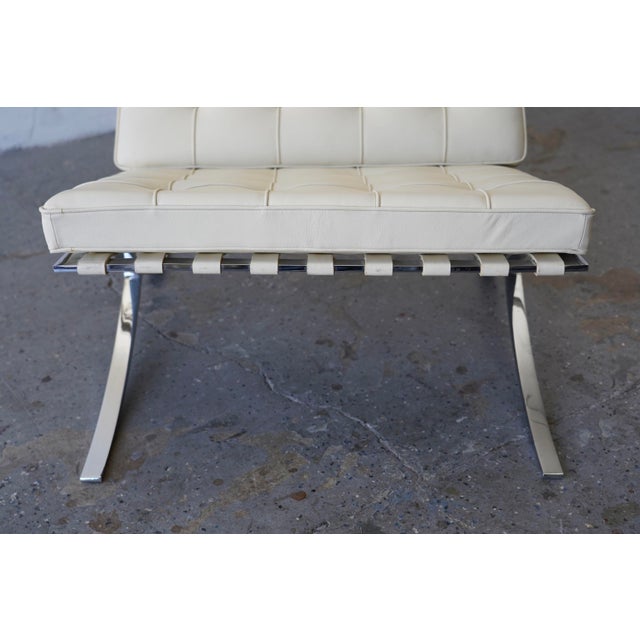 Knoll Vintage Cream Leather Knoll Barcelona Chair by Ludwig Mies Van Der Rohe For Sale - Image 4 of 12