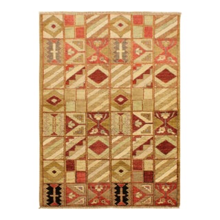1990s Shabby Chic Tan/Red Hand-Knotted Wool Rug -3'0 X 5'2 For Sale