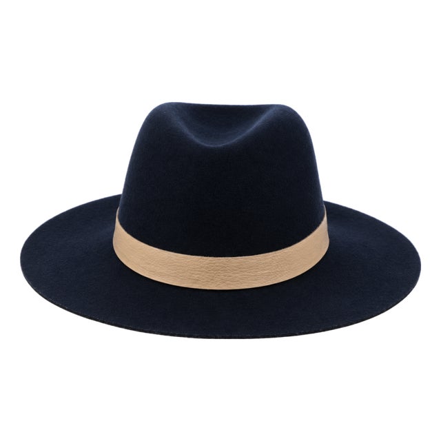 Janessa Leoné Navy Wool Fedora With Caramel Leather Band - New For Sale