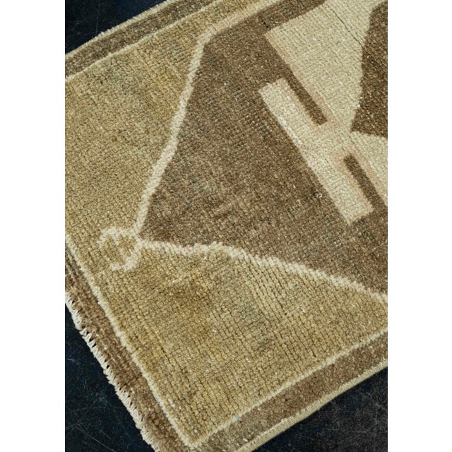 Early 21st Century Turkish Mini Rug Oriental Hand Knotted Vintage Rug 1'6" x 3'1" #16550 For Sale - Image 5 of 8