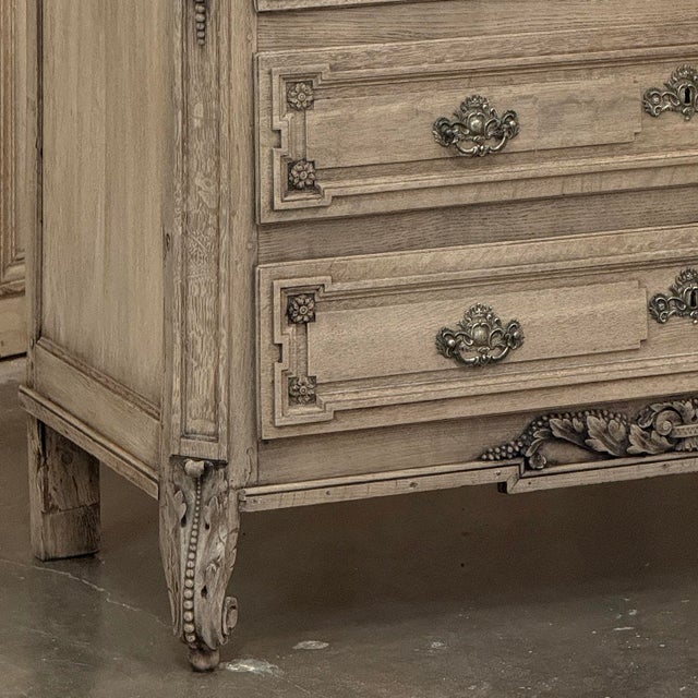 Wood 18th Century French Louis XVI Commode ~ Chest of Drawers in Stripped Oak For Sale - Image 7 of 18