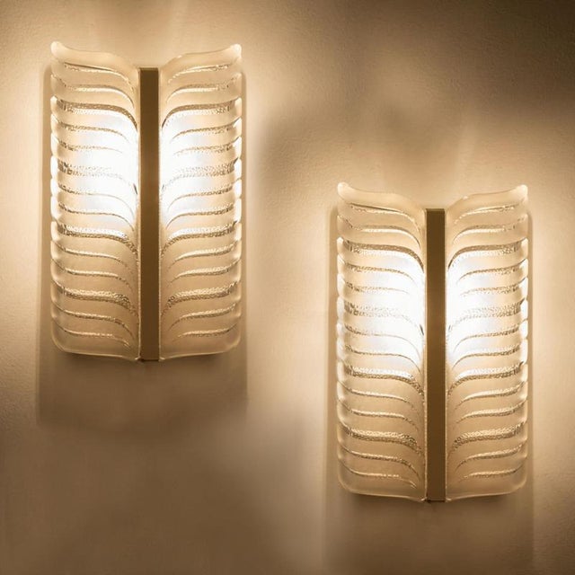 Gold Frosted Glass and Brass Leaf Wall Sconce by J. T. Kalmar for Kalmar, 1960s For Sale - Image 8 of 12