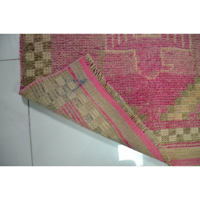 Vintage Pink Color Corridor Handmade Wool Runner For Sale - Image 10 of 11