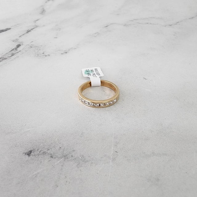 2020s 3MM Princess Cut Diamond Wedding Band 14k Yellow Gold, Size 5 For Sale - Image 5 of 5