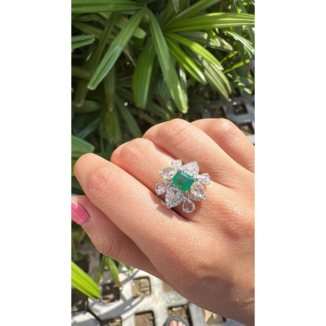 Set in 18k Gold, 1.52 Carats Zambian Emerald & Rose Cut Diamonds Engagement Ring, Us Size 6 For Sale - Image 6 of 13