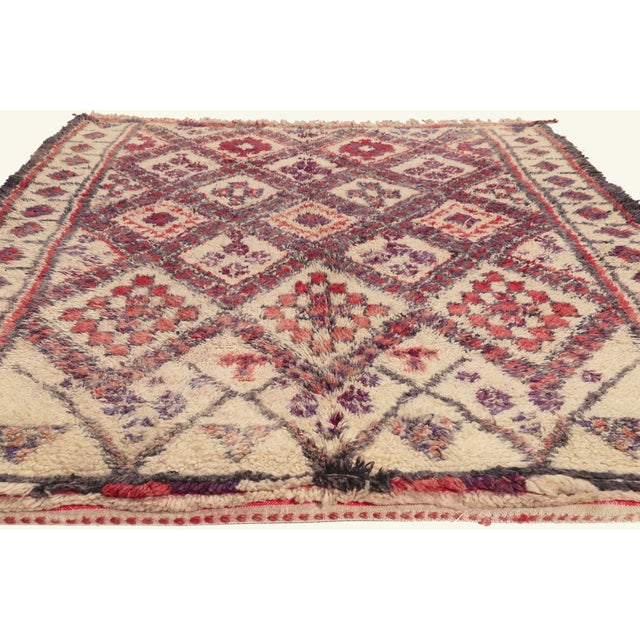 Mid-Century Modern Vintage Beni Ourain Moroccan Rug, 05'10 X 07'09 For Sale - Image 3 of 10
