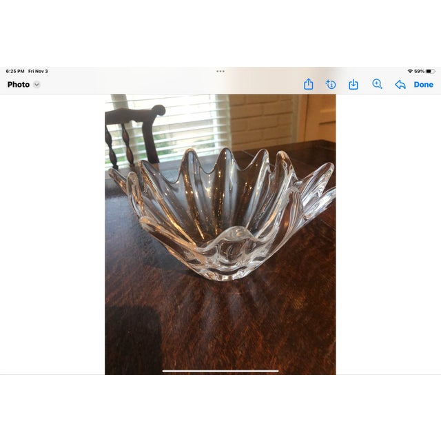 Beautiful Daum France crystal Bowl. 12 Fingers on this Orion Starfish bowl in excellent condition. Signed.