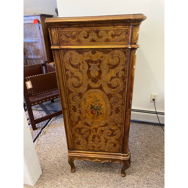 Early 20th Century Antique French or Italian Lady’s Dresser W/ 6 Drawers For Sale - Image 5 of 12