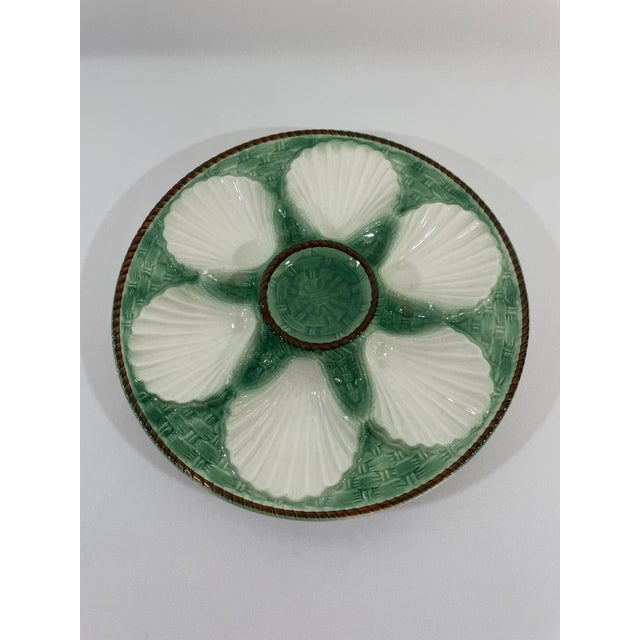 Longchamp Antique 1920s French Longchamp Majolica Green and White Oyster Plate For Sale - Image 4 of 14