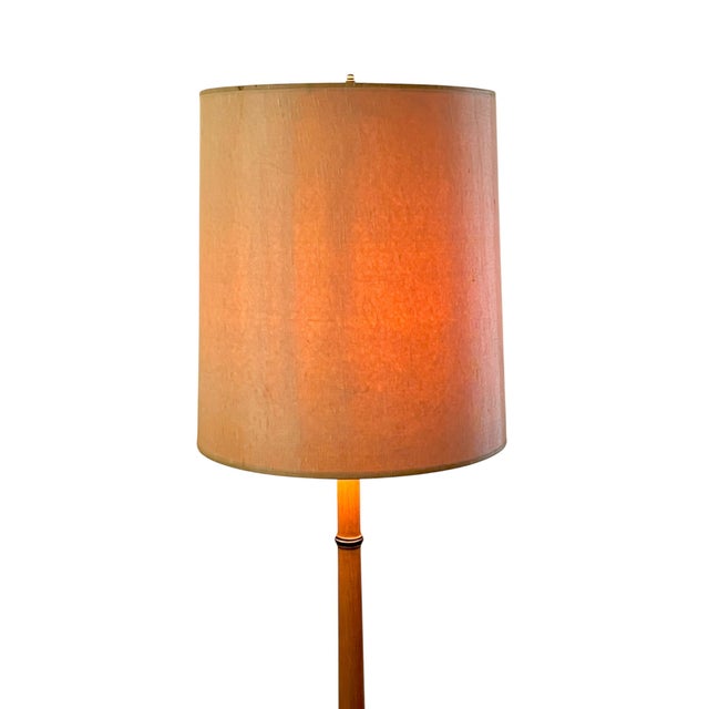 Mid-Century Modern Vintage Mid Century Modern Floor Table Lamp For Sale - Image 3 of 18