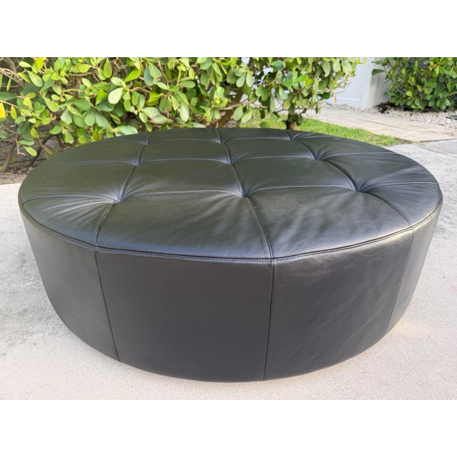 Black Poltrona Frau Cubo D120 Black Pelle Leather Round Ottoman on Casters For Sale - Image 8 of 12