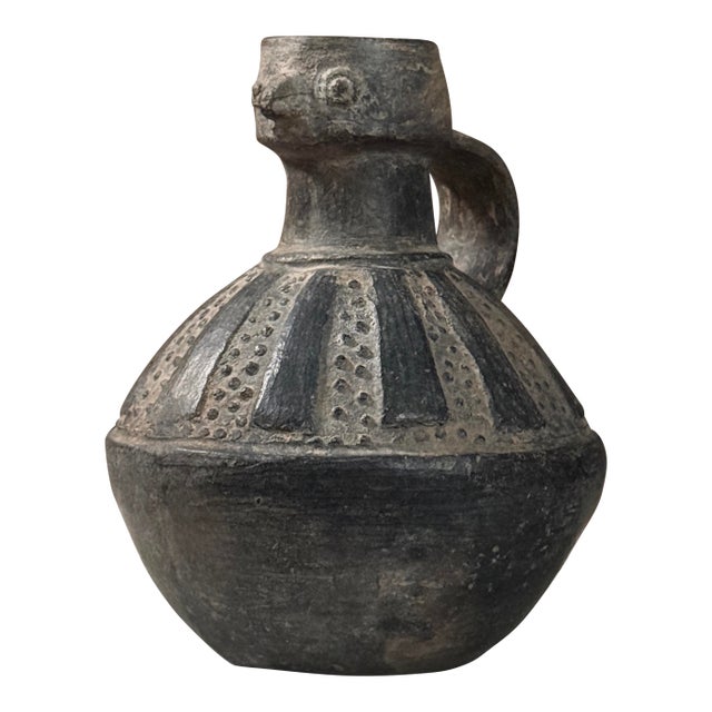 Ex-Museum Pre-Columbian Chimú Blackware Anthropomorphic Vessel With Handle For Sale