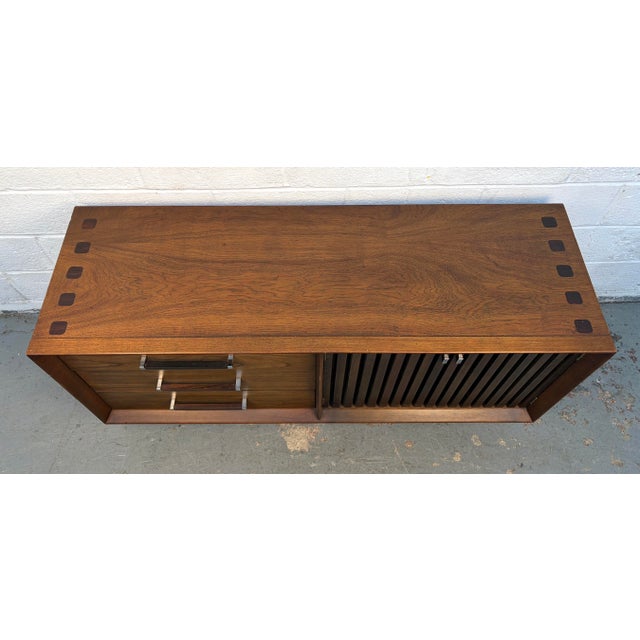 Lane "Tower Suite" Mid-Century Walnut and Rosewood Sideboard For Sale In New York - Image 6 of 16