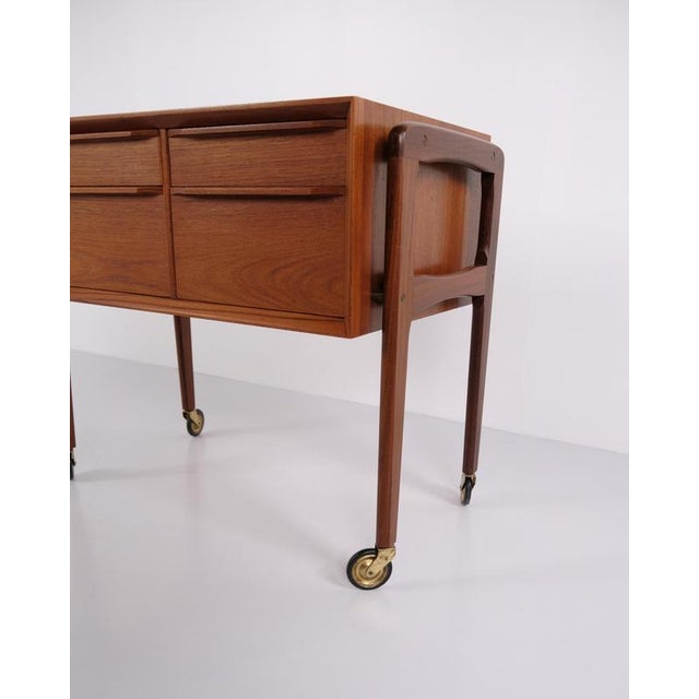 1950s Small Teak Freestanding Sewing Chest attributed to Arne Vodder, 1950s For Sale - Image 5 of 10