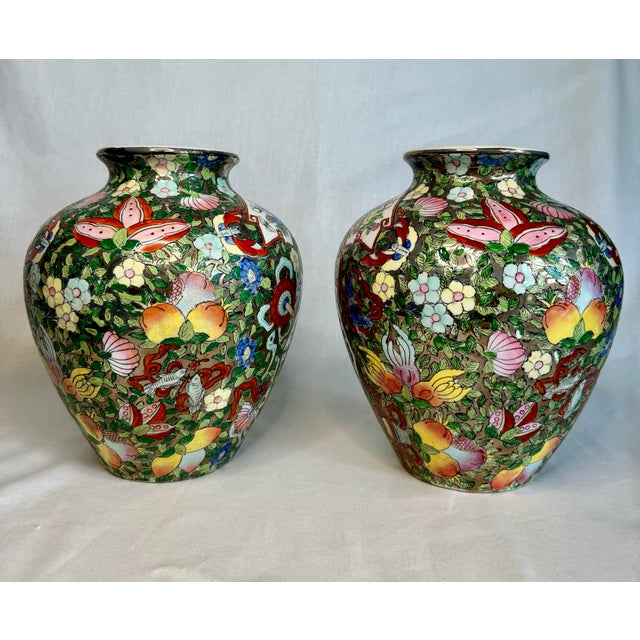 A Pair of Mid Century Chinoiserie Floral Ginger Jars For Sale - Image 4 of 12