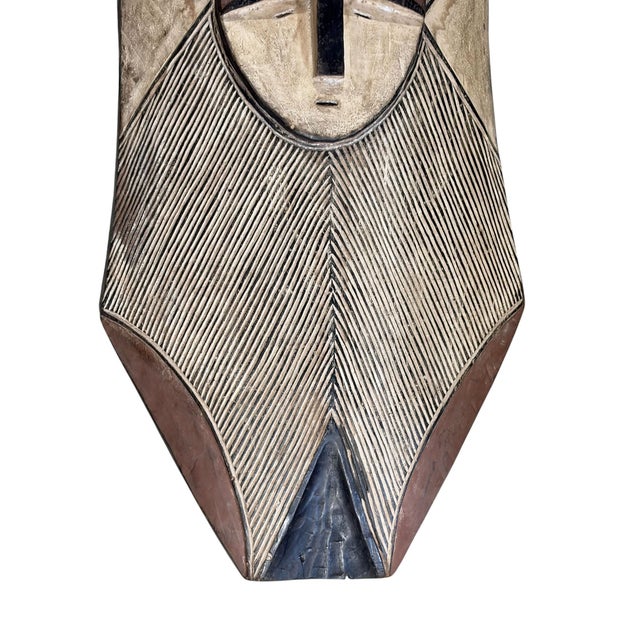 Large Vintage African Bamileke Tribe Shield Cameroon 44.25" H For Sale - Image 4 of 5