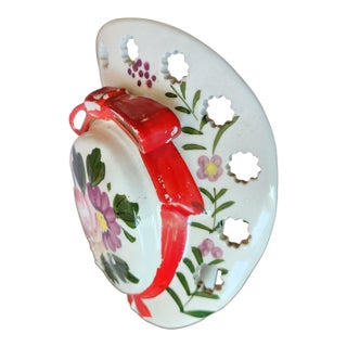 Vintage Porcelain Hat Shaped Hanging Wall Pocket Vase ~ Made in Japan, 1960s For Sale