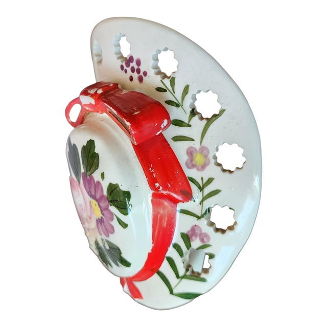 Vintage Porcelain Hat Shaped Hanging Wall Pocket Vase ~ Made in Japan, 1960s For Sale