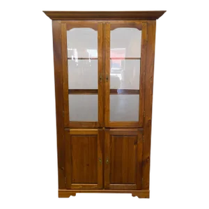 Vintage Mastercraft Traditional American Style Pine Corner Display Cabinet
