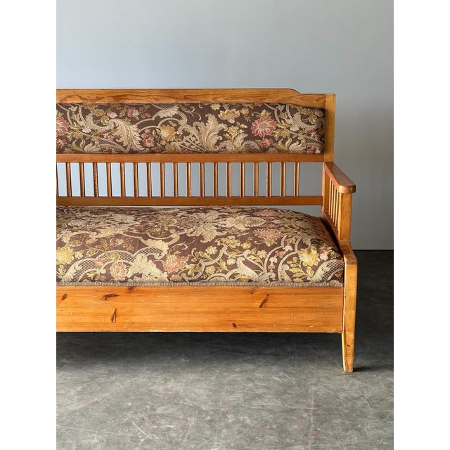 Wood Pine Bench Fold-Out Daybed With Hidden Storage, Central Europe, 19th Century For Sale - Image 7 of 18