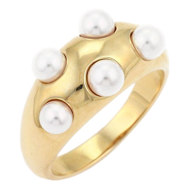 Mid 20th Century Mikimoto 5 Akoya Pearls 18k Yellow Gold Dome Band Ring - Size 7.5 For Sale