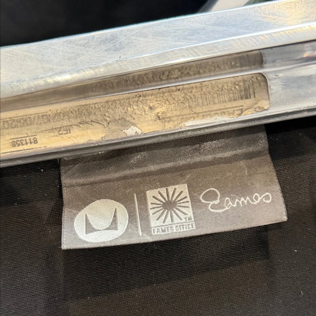 Herman Miller Eames Aluminum Group Soft Pad Management Chair – Green Leather For Sale - Image 9 of 9