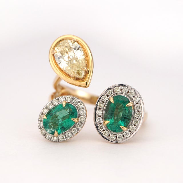 14k Yellow Gold Ring With 1.57ct Oval Emerald and 0.91ct Yellow Natural Diamond, Size 7 For Sale - Image 10 of 10