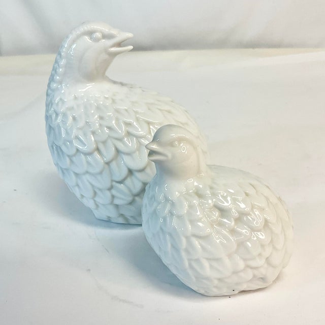 French 1970s Vintage Hollywood Regency Boho Chic Majolica Le Blanc Figural Partridges - A Pair For Sale - Image 3 of 8