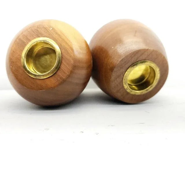 Mid-Century Modern Mid-Century Modern Minimalist Wood Pear & Apple Salt & Pepper Shakers - a Pair For Sale - Image 3 of 7