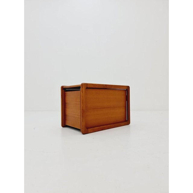 Mid-Century Danish Teak Side Table with Bar by Kai Kristiansen for Vildbjerg Møbelfabrik Aps, 1960s For Sale - Image 4 of 12