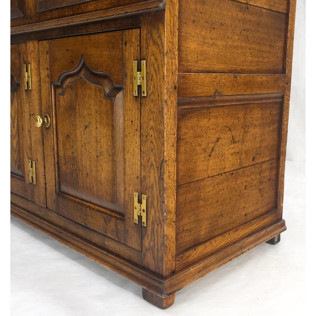 Dovetailed Drawer Quality Farmhouse Welsh Oak Cupboard Breakfront Sideboard MINT For Sale - Image 6 of 12