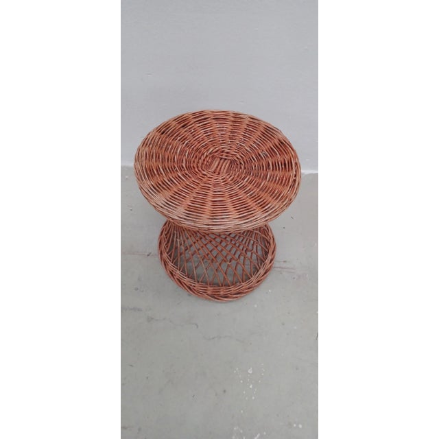 Low Vintage Rattan Stool, in Very Good conditions. Designed 1960 to 1969