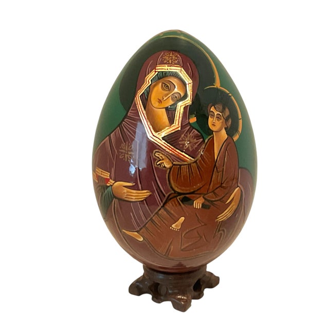Burgundy Hand Painted Lacquered Wood Egg of Mother of God Virgin Mary & Jesus on Stand For Sale - Image 8 of 13