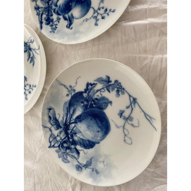 Ceramic Blue and White Early 19th Century Gotham Set of 3 Plates For Sale - Image 7 of 9