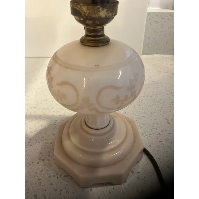 Pair of Jefferson Opalescent Glass Lamps From Early 1900s For Sale - Image 9 of 12
