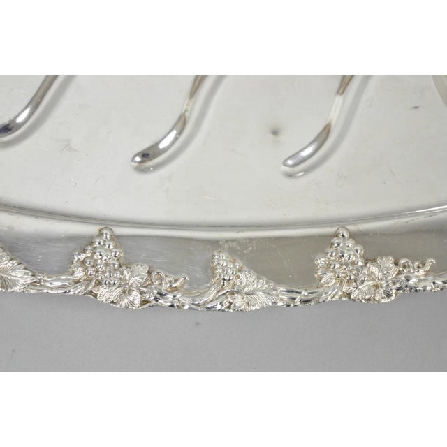 Early 20th Century Antique English Victorian Silver Plated Grapevine Meat Cutlery Tray by Benedict For Sale - Image 5 of 13