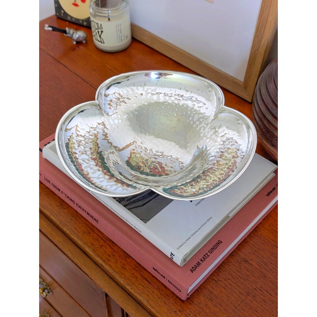 Silver Plated Clover Ball Footed Dish from Elkington & Co, 1950s For Sale - Image 15 of 18