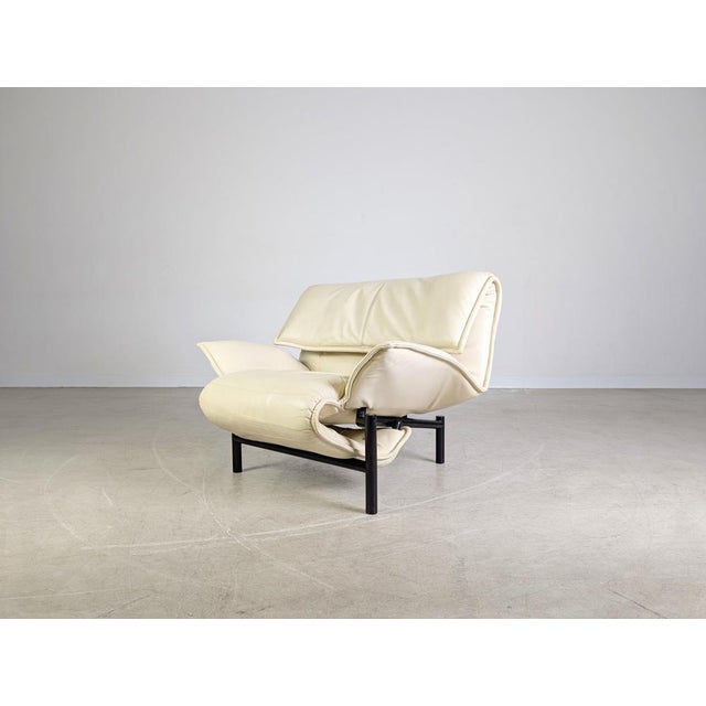 Mid-Century Modern Veranda Lounge Chair in Leather by Vico Magistretti for Cassina, 1980s For Sale - Image 3 of 17