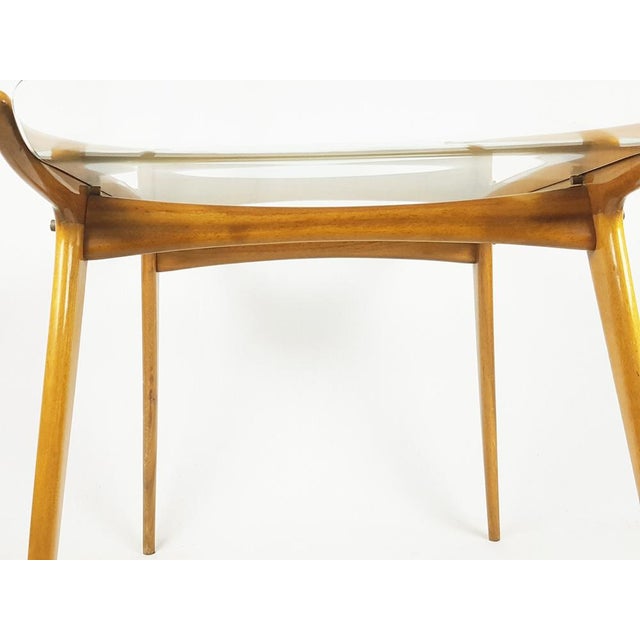 Mid-Century Modern Beech Wood and Curved Glass Coffee Table in the style of Fontana Arte, 1950s For Sale - Image 10 of 13