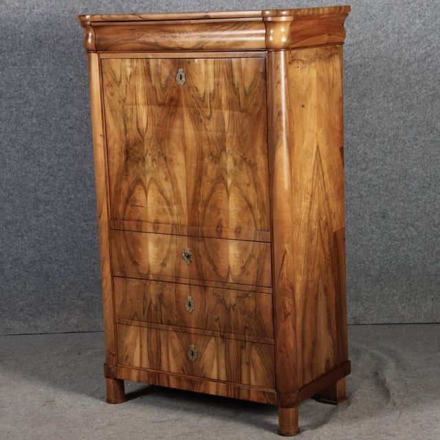 Small Antique Louis Philippe Secretaire in Walnut, 1840 For Sale - Image 18 of 18