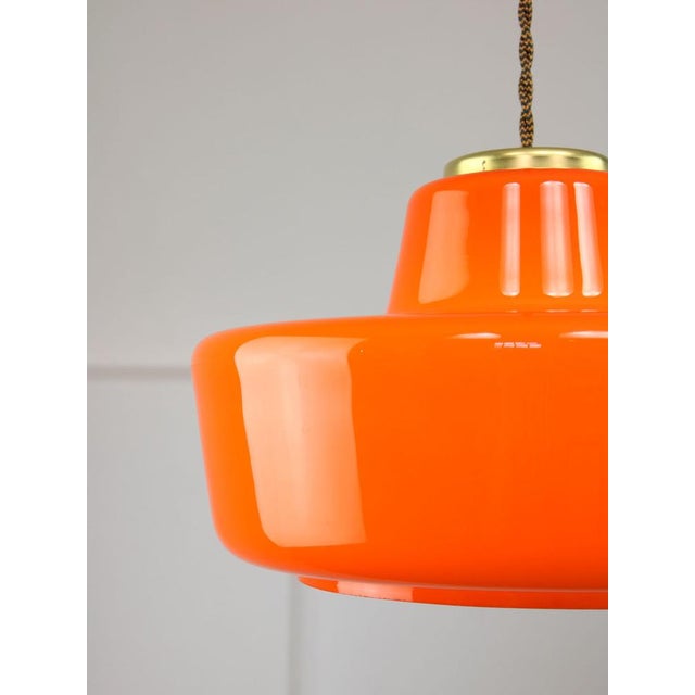 Mid-Century Modern Italian Orange Glass and Brass Pendant Lamp For Sale - Image 6 of 15