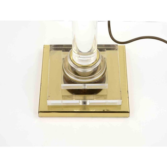 1970s Italian Brass and Acrylic Glass Table Lamp by Corinne Halna, 1970s For Sale - Image 5 of 8