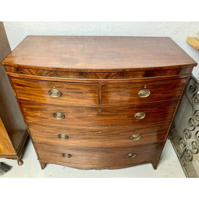 English 19th Century English Mahogany Chest of Drawers For Sale - Image 3 of 13