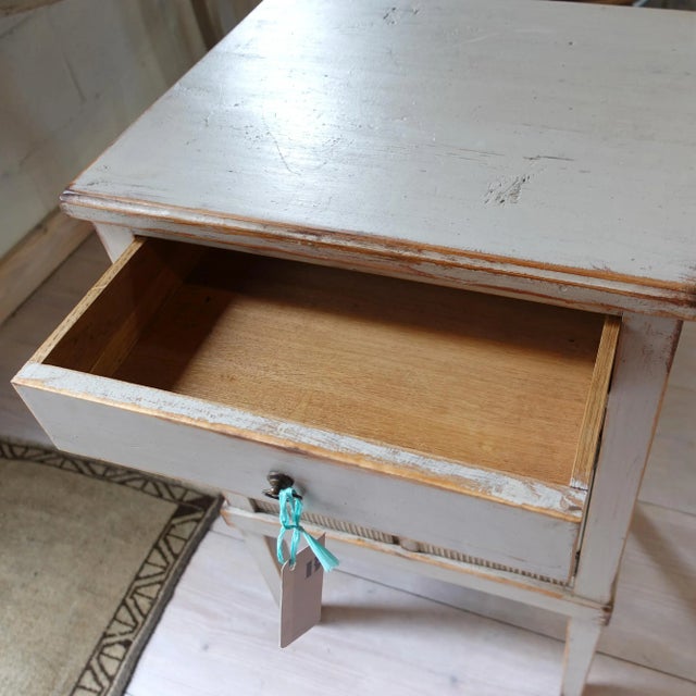 Off-white 19th Century Gustavian Side Table With Distressed Grey-Blue Lime-Washed Finish For Sale - Image 8 of 9
