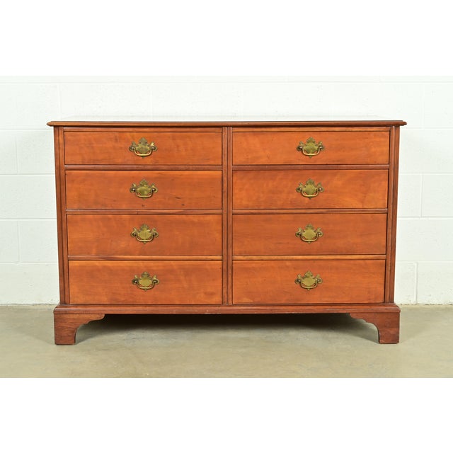 Kindel Furniture Georgian Carved Fruitwood Eight-Drawer Double Dresser, Circa 1980s For Sale - Image 16 of 16