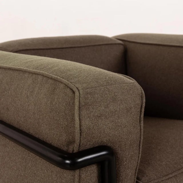 Modern LC2 Fabric Armchair Brown by Le Corbusier for Cassina For Sale - Image 3 of 10